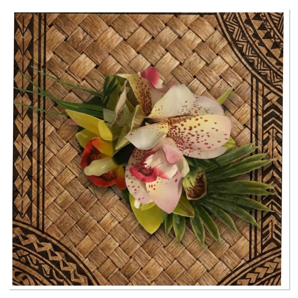 Tropical Hawaiian flower triple silk flower pink and green orchids hair clip